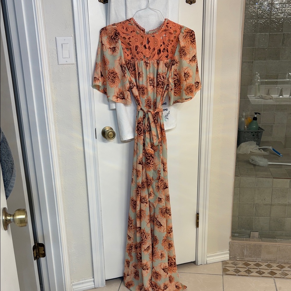 NWOT Happy X Nature by Kate Hudson Floral PeachTan Maxi Dress Size XS Boho style